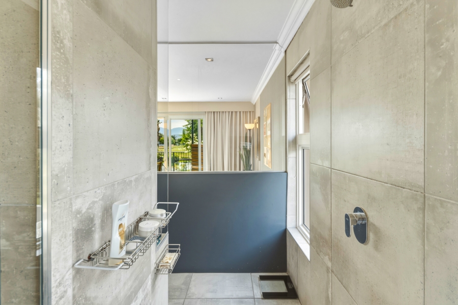 4 Bedroom Property for Sale in Greenways Golf Estate Western Cape